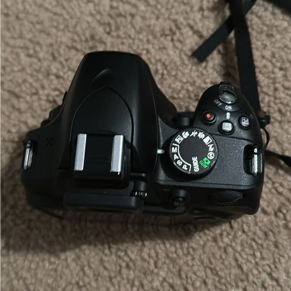 i'm trying to sell to afford a new camera no problems and works great